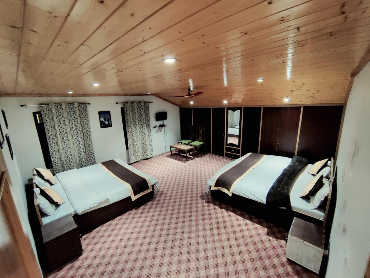Sheesha Residency Hotel Srinagar  Exterior photo